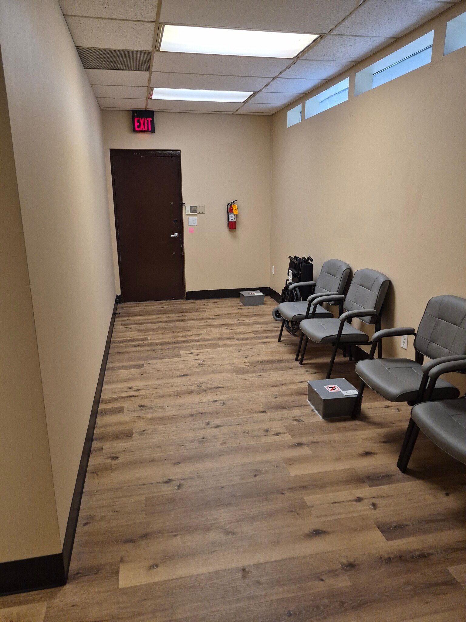 2575 W Broad St, Columbus, OH for lease Interior Photo- Image 1 of 5