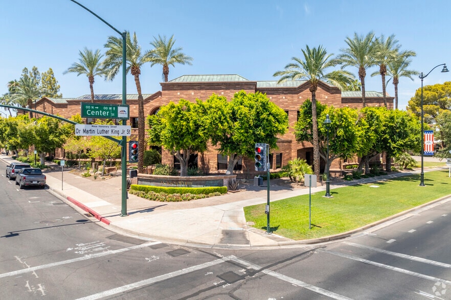 40 N Center St, Mesa, AZ for lease - Building Photo - Image 2 of 6