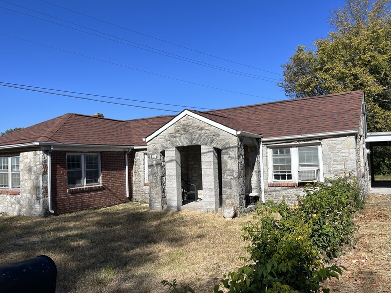 1608 W Main St, Franklin, TN for sale - Building Photo - Image 1 of 1