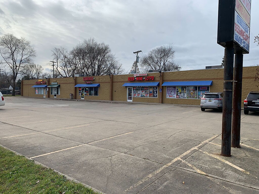 21413-21439 Schoenherr Rd, Warren, MI for sale Building Photo- Image 1 of 1