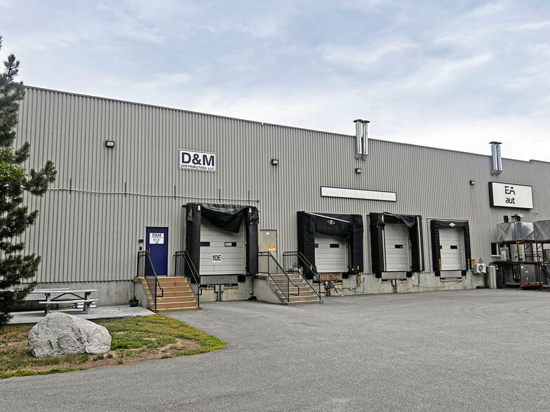 10 Arctic Cir, Biddeford, ME for lease - Building Photo - Image 2 of 3