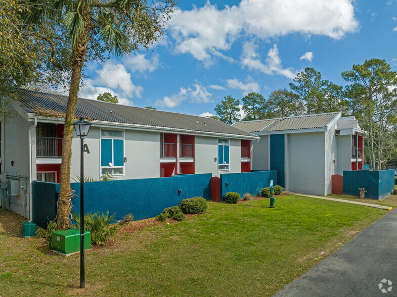 1832-1834 Jackson Bluff Rd, Tallahassee, FL for sale - Primary Photo - Image 1 of 1