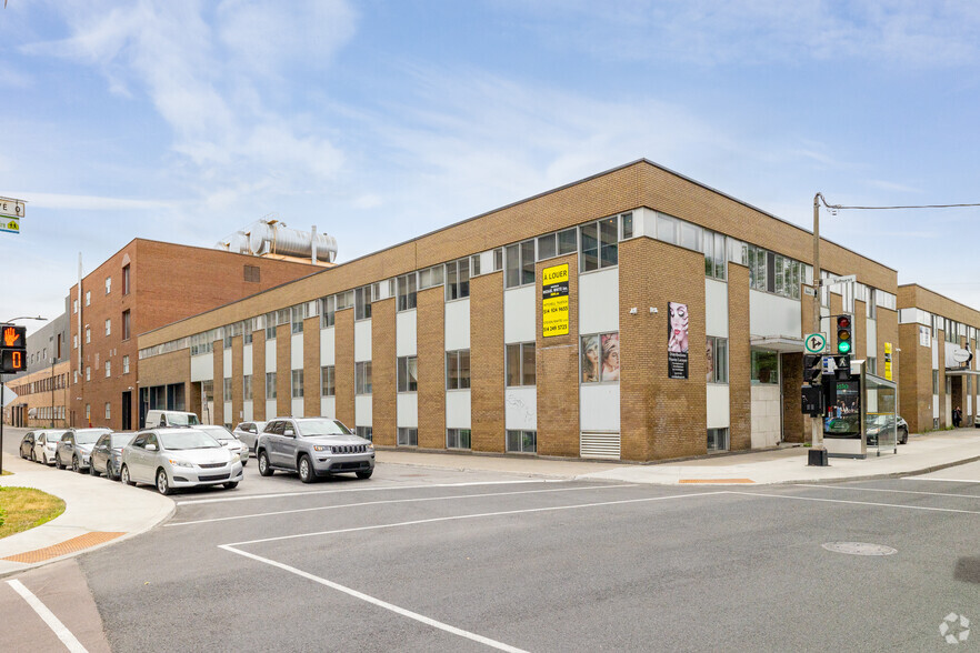 280 Rue Sauvé O, Montréal, QC for lease - Primary Photo - Image 1 of 7