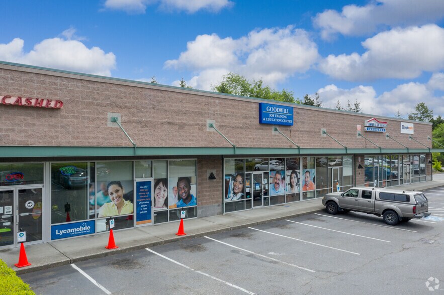 210 SW Everett Mall Way, Everett, WA for lease - Building Photo - Image 2 of 4