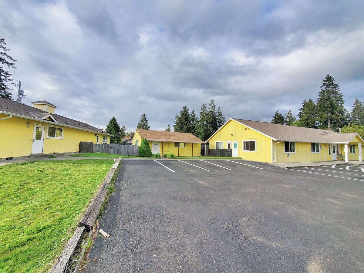 560 Center St E, Eatonville, WA 98328