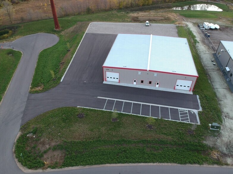 24786 Mesenbrink Way, Lakeville, MN for sale - Primary Photo - Image 1 of 1