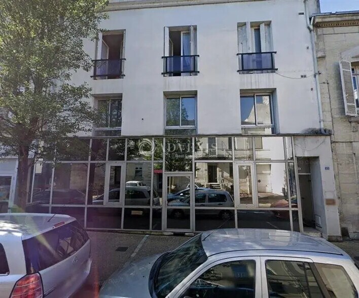 Office in Périgueux for lease - Building Photo - Image 1 of 2
