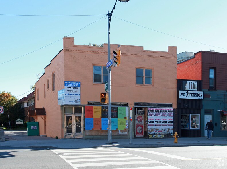 2551-2555 Yonge St, Toronto, ON for lease - Building Photo - Image 3 of 6