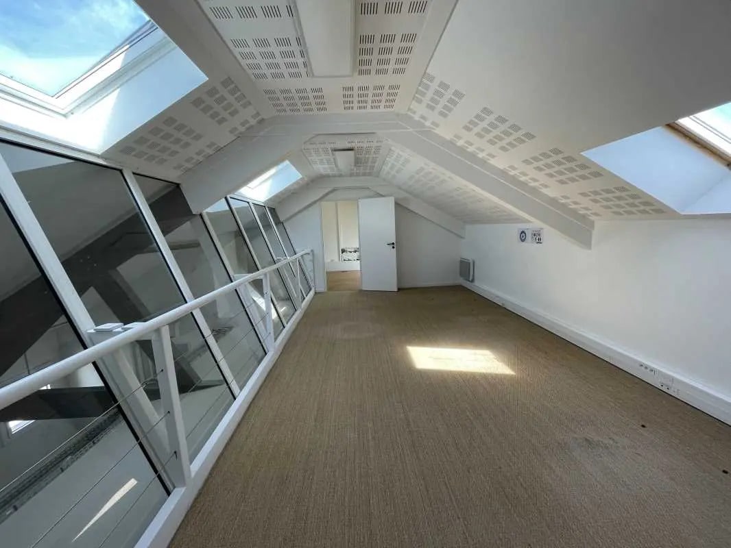 3 Rue Emile Péhant, Nantes for lease Interior Photo- Image 1 of 11