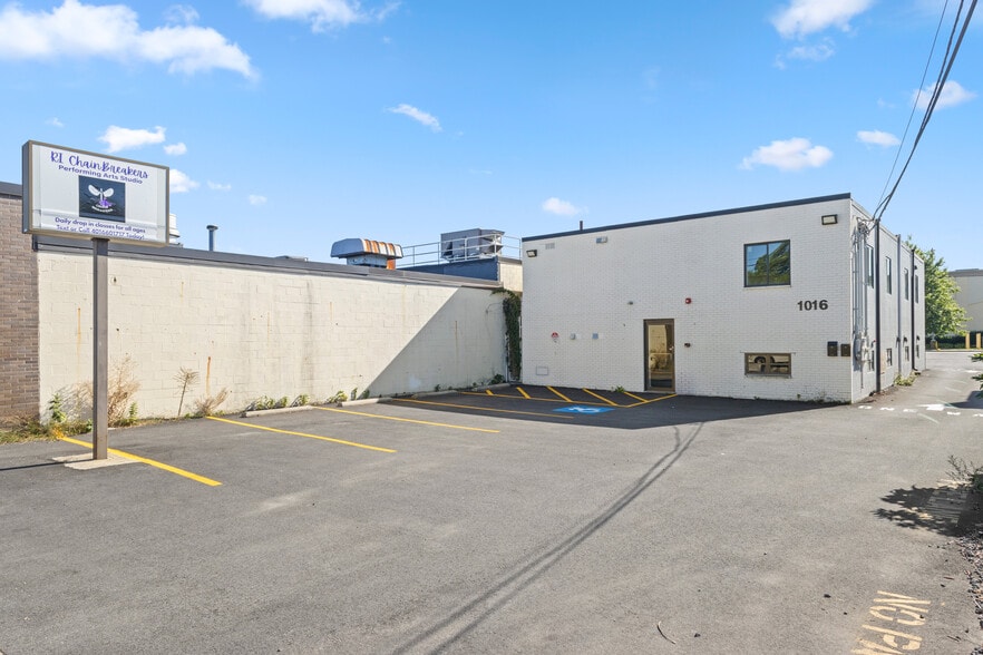1016 Park Ave, Cranston, RI for lease - Building Photo - Image 3 of 24