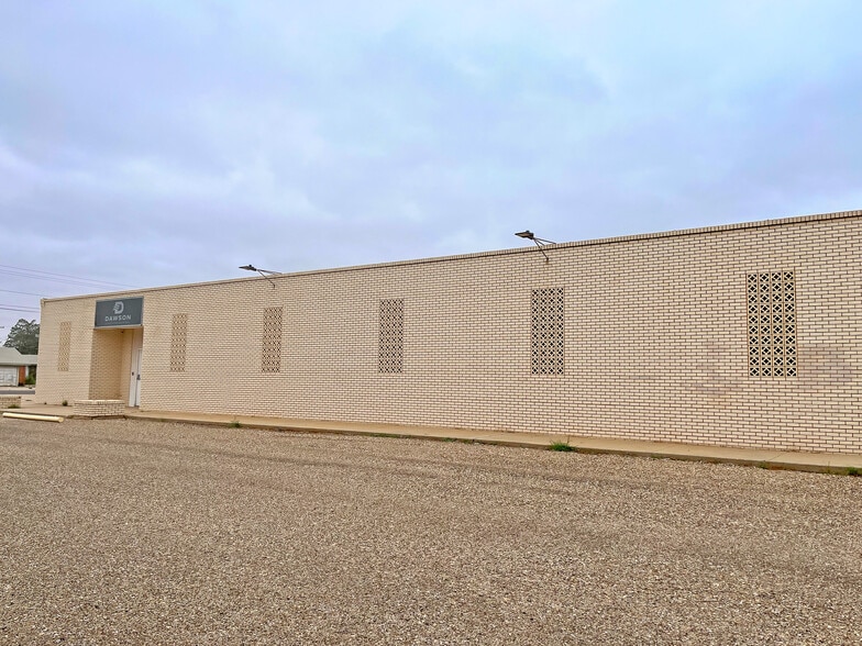 704 N 13th St, Lamesa, TX for sale - Building Photo - Image 2 of 6