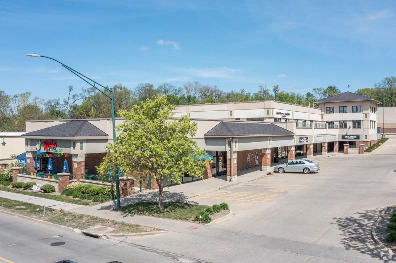 6611 University Ave, Windsor Heights, IA 50324 Windsor Heights Town Center