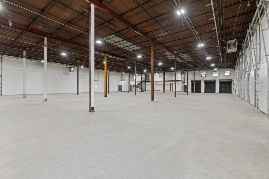 210 Beacham St, Everett, MA for lease - Building Photo - Image 3 of 8