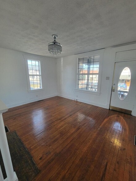 1787 W 5th Ave, Columbus, OH for lease - Interior Photo - Image 2 of 4