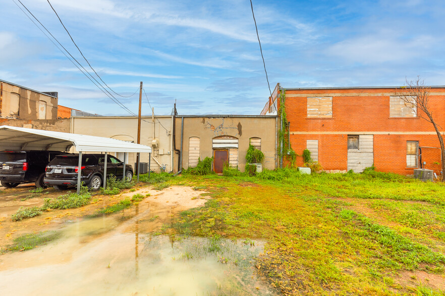 1242 Commercial Ave, Anson, TX for sale - Primary Photo - Image 2 of 60