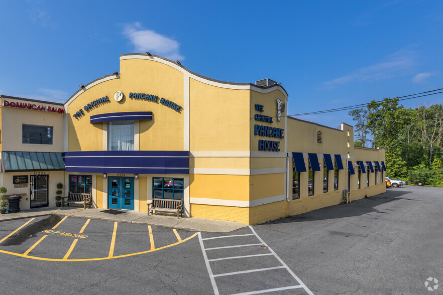 12218-12224 Rockville Pike, Rockville, MD for lease - Building Photo - Image 3 of 8