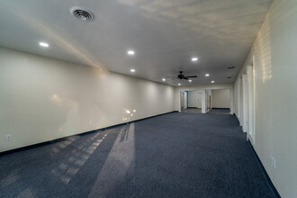 1527 Starr Dr, Yuba City, CA for lease Interior Photo- Image 1 of 12