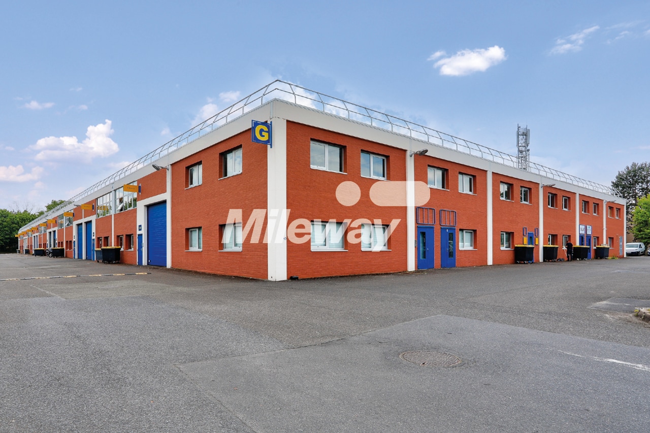 21 Avenue De La Mare, SAINT-OUEN-L'AUMONE for lease Building Photo- Image 1 of 4