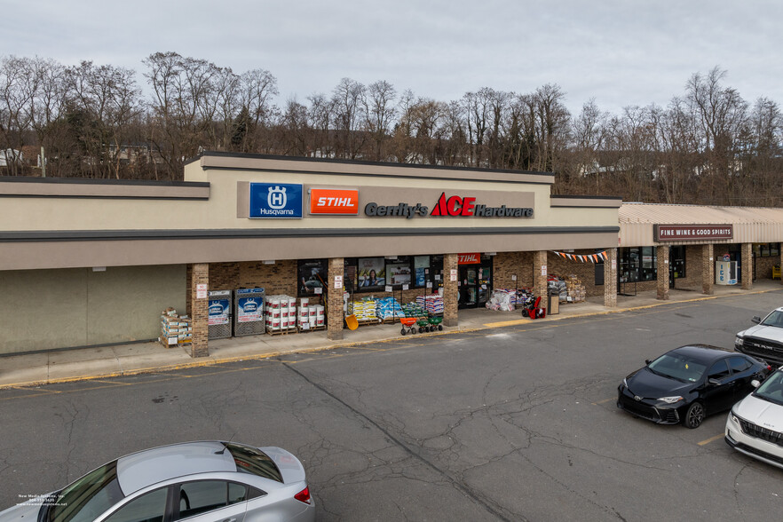 1531 Main St, Peckville, PA for sale - Building Photo - Image 3 of 8