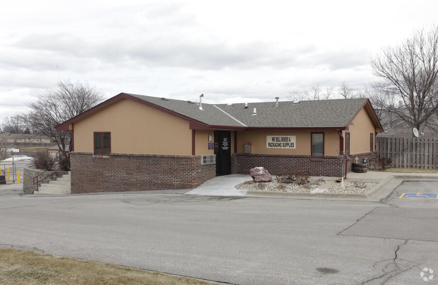 7910-7960 Harrison St, Ralston, NE for lease - Primary Photo - Image 2 of 5
