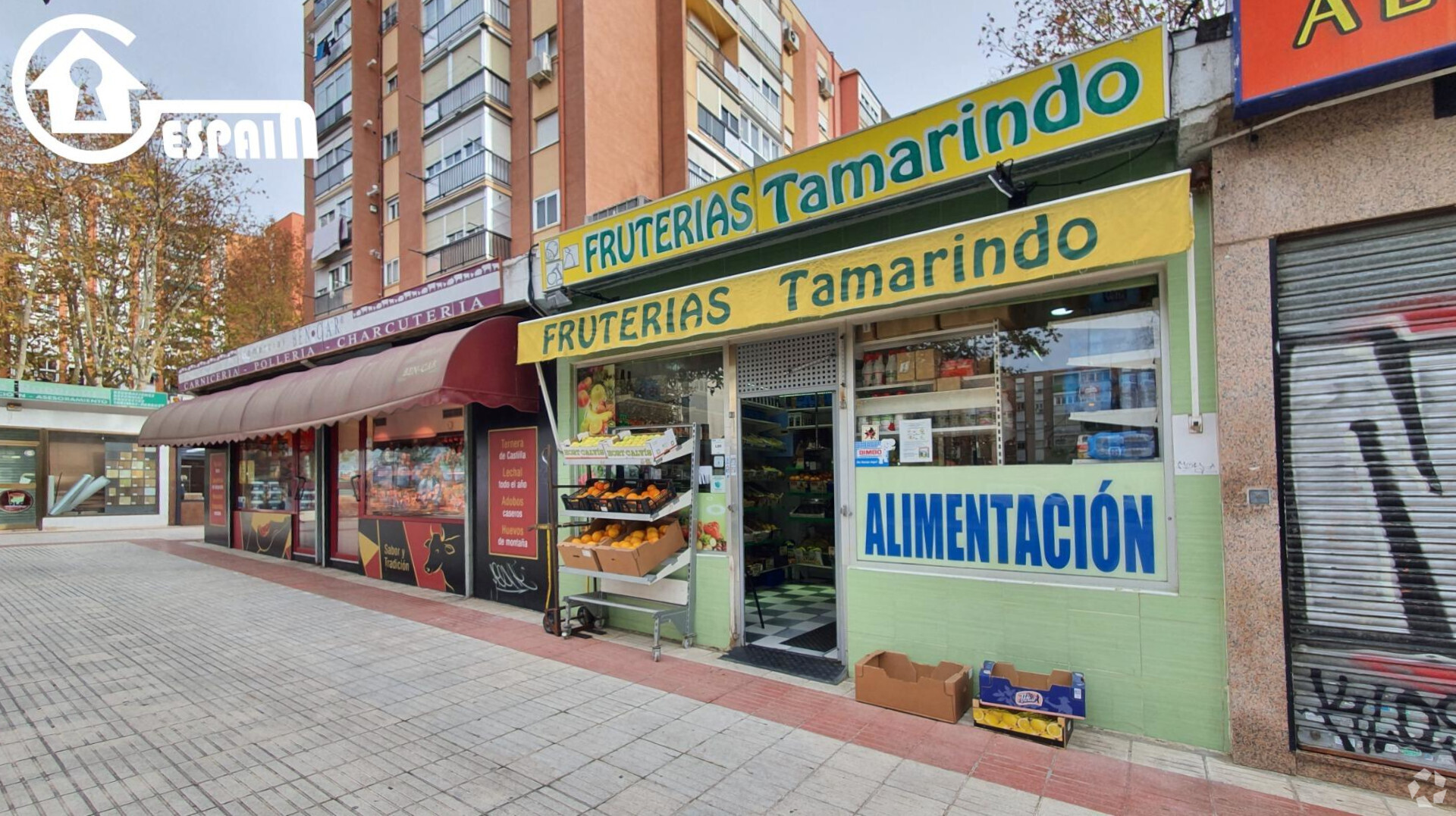 Retail in Madrid, MAD for lease Interior Photo- Image 1 of 3