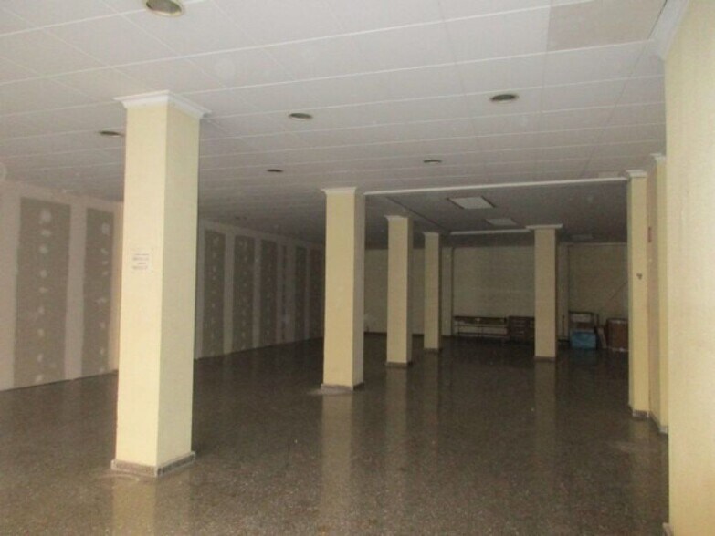 Retail in Xàtiva for lease - Building Photo - Image 3 of 5