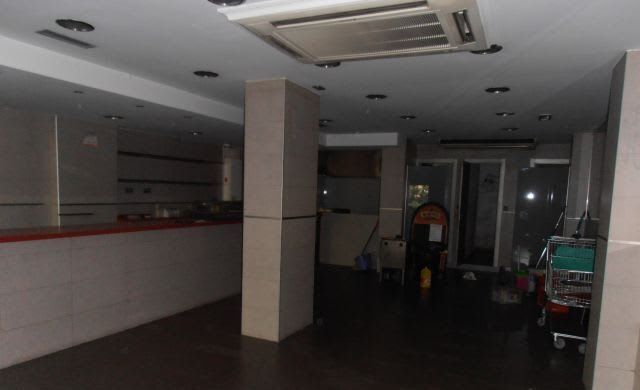 Retail in València, Valencia for sale - Building Photo - Image 2 of 7