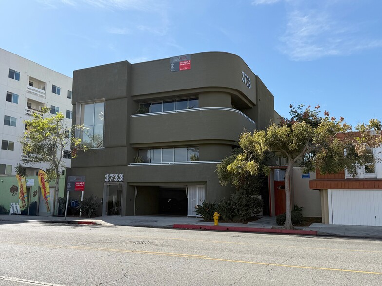 3733 Motor Ave, Los Angeles, CA for lease - Building Photo - Image 2 of 22