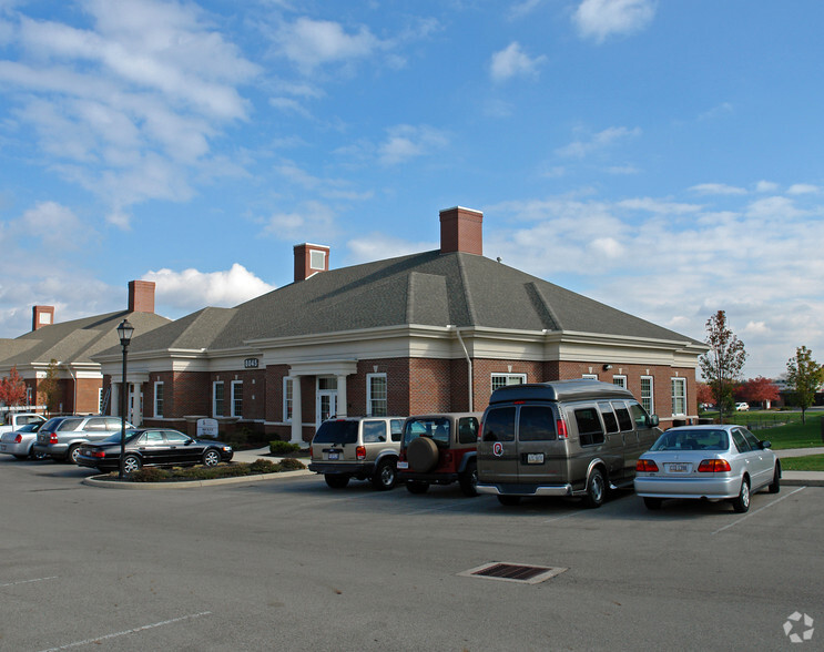 8045 Washington Village Dr, Dayton, OH for sale - Primary Photo - Image 1 of 11