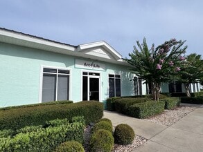 4645 Clyde Morris Blvd, Port Orange, FL for lease Building Photo- Image 1 of 11