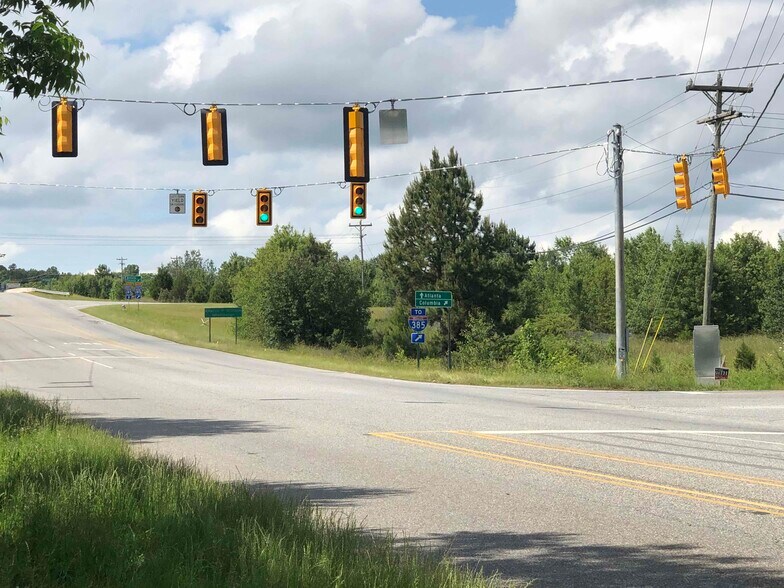 2809 Fork Shoals Rd, Piedmont, SC 29673