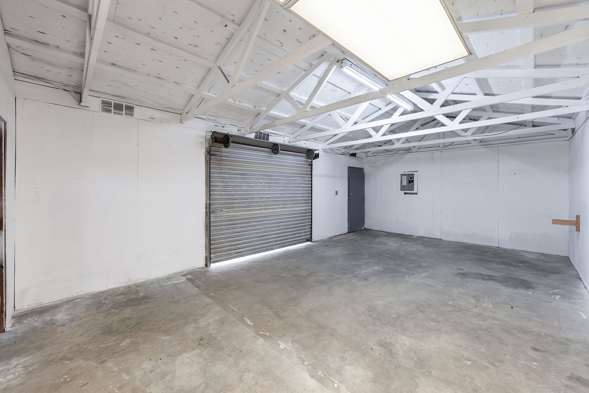 123-139 Ragland Rd, Jackson, TN for lease Interior Photo- Image 1 of 8