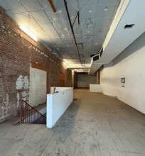 205 8th Ave, New York, NY for lease Interior Photo- Image 2 of 2