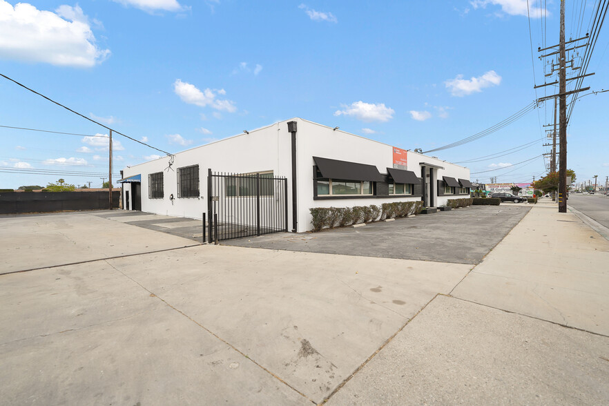 13214 Crenshaw Blvd, Gardena, CA for lease - Building Photo - Image 1 of 15