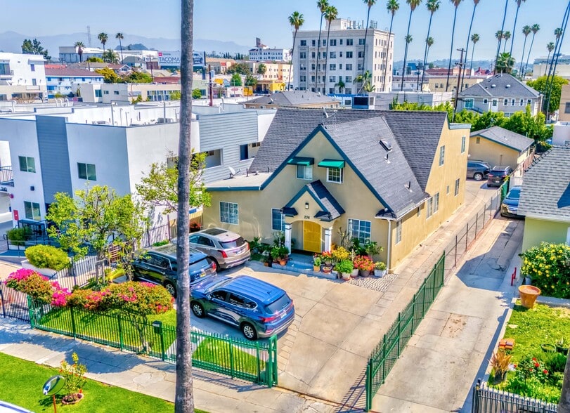236 N Catalina St, Los Angeles, CA for sale - Building Photo - Image 2 of 20