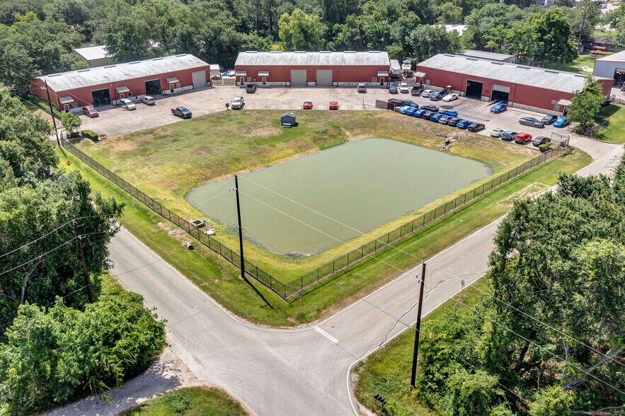 8967 Gilder Rd, Houston, TX 77064