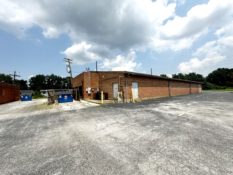 13225 New Halls Ferry Rd, Florissant, MO for lease - Building Photo - Image 3 of 4