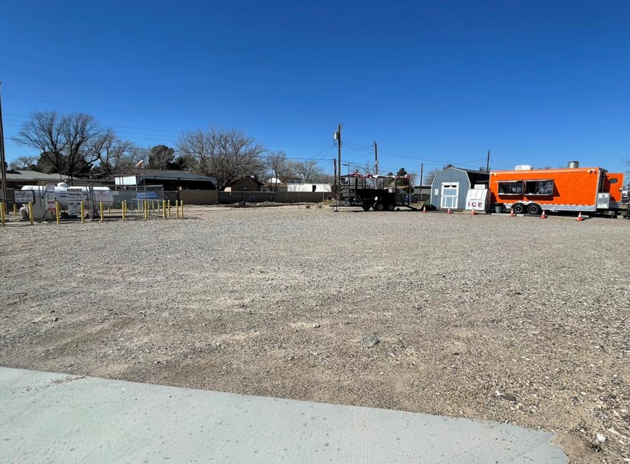 201 N Pyote Ave, Wink, TX 79789