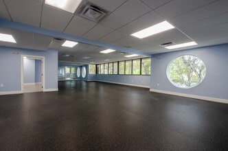 7001 SW 97th Ave, Miami, FL for lease Interior Photo- Image 2 of 14