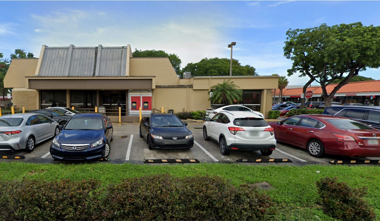 10781 W Flagler St, Miami, FL for sale Primary Photo- Image 1 of 6