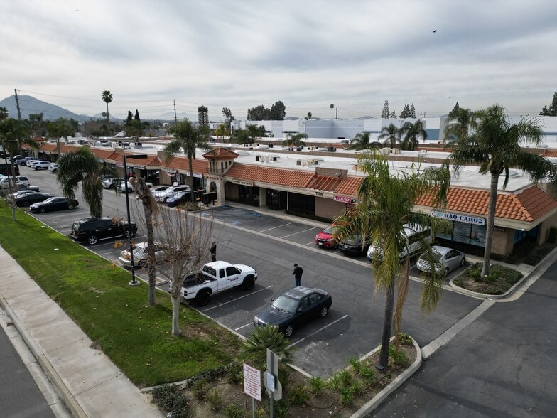 738 S Waterman Ave, San Bernardino, CA for lease - Building Photo - Image 2 of 22