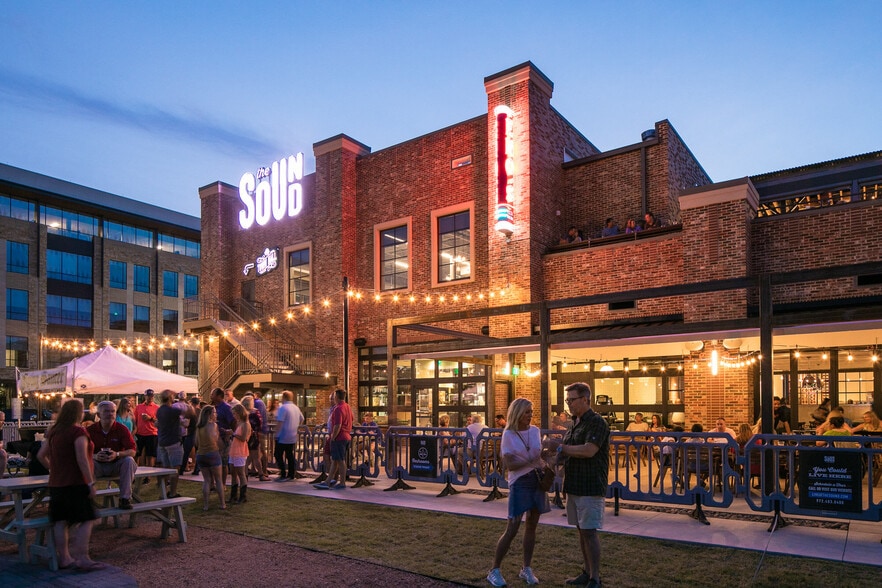 2999 Olympus Blvd, Coppell, TX for lease - Building Photo - Image 2 of 17