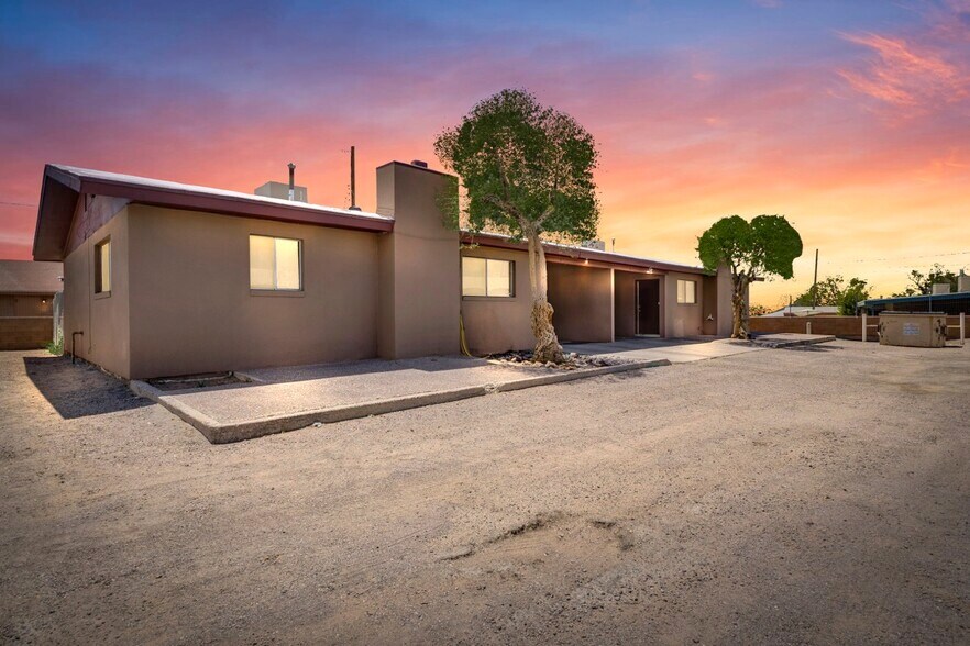 2250 S Locust St, Las Cruces, NM 88001 Multifamily for Sale