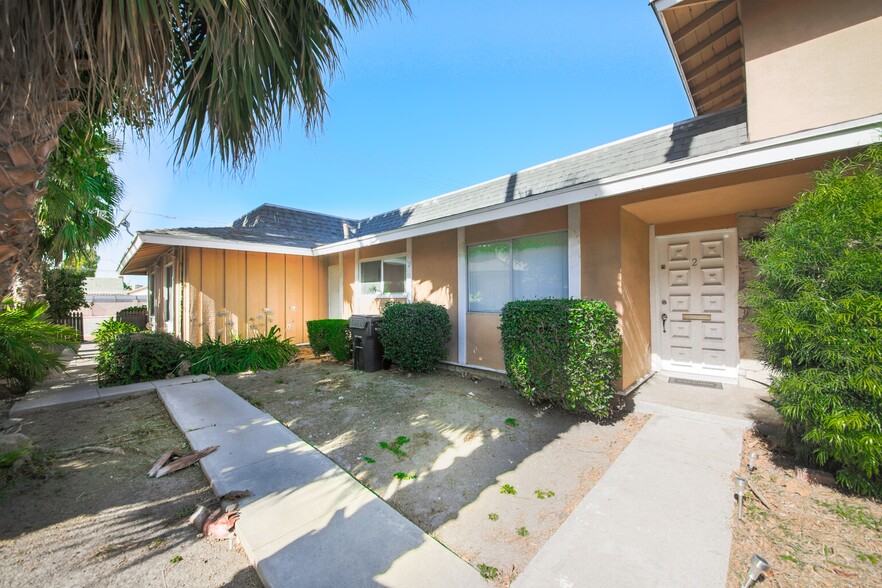 16562 Goldenwest St, Huntington Beach, CA for sale - Building Photo - Image 3 of 7