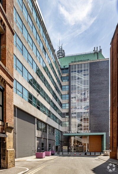 21 Dickinson St, Manchester for lease - Building Photo - Image 1 of 8