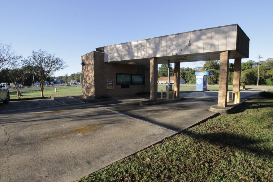 1264 N Nolan Trce, Florien, LA for sale - Primary Photo - Image 1 of 1