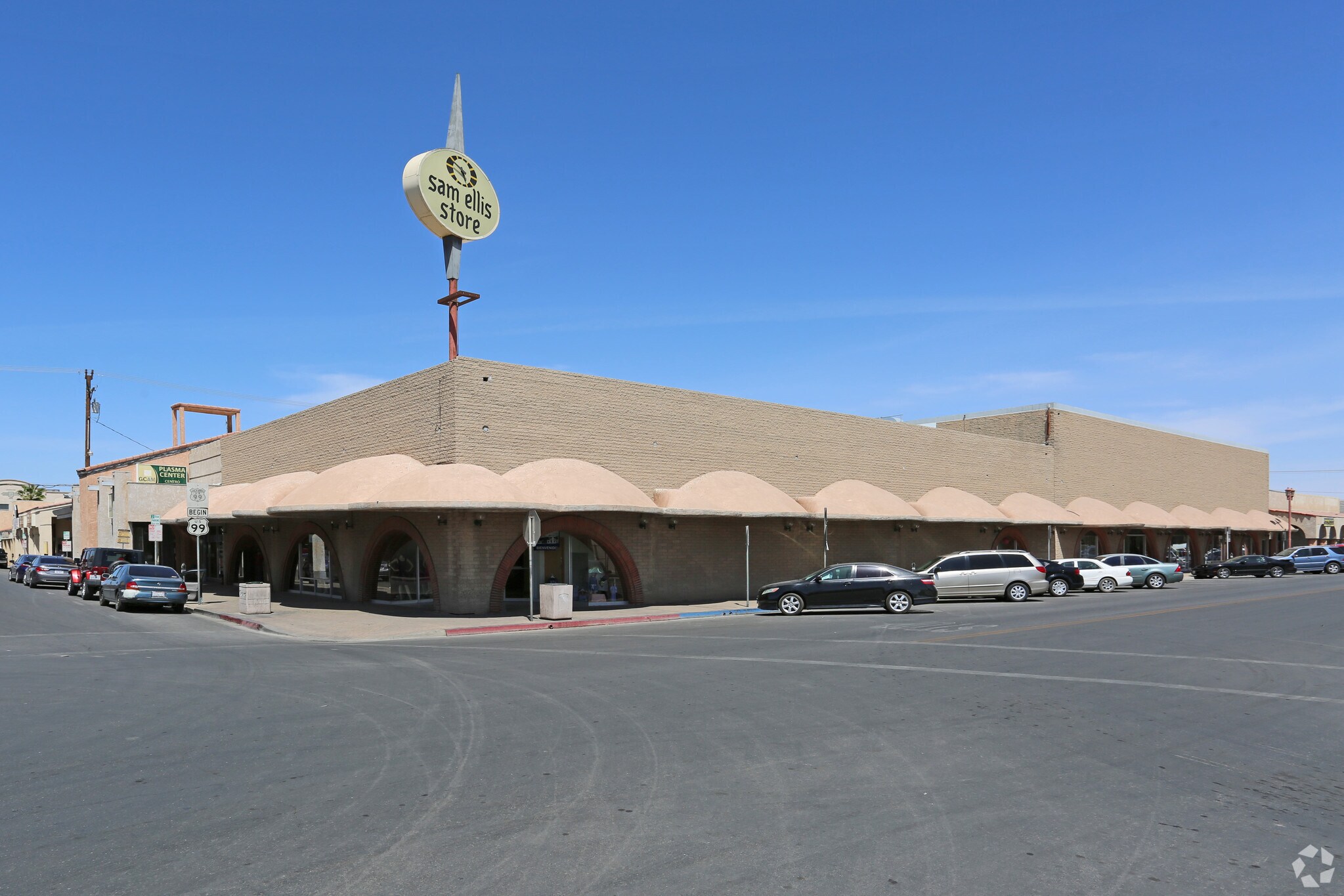100 Heffernan Ave, Calexico, CA for sale Primary Photo- Image 1 of 1