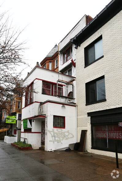 207 Florida Ave NW, Washington, DC for lease - Building Photo - Image 2 of 10