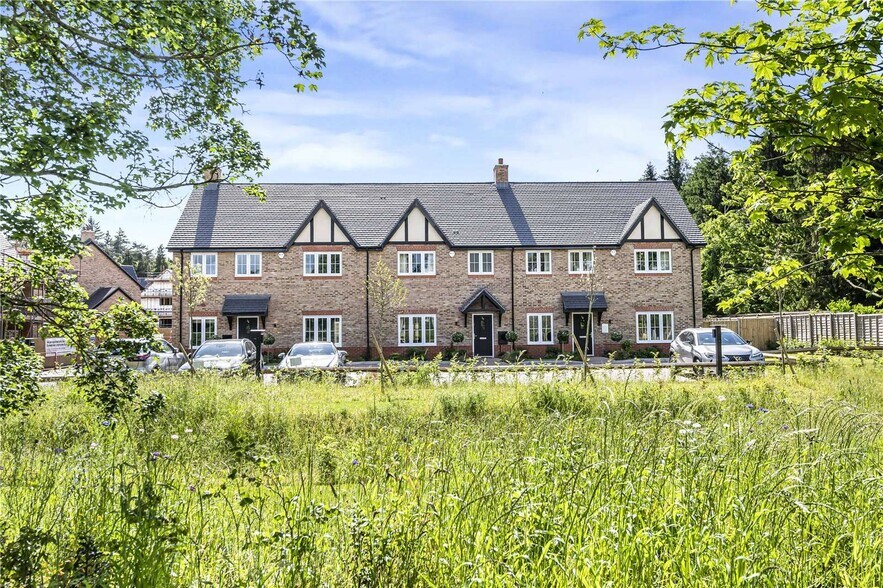 Reading Rd, Henley On Thames for sale - Primary Photo - Image 1 of 1