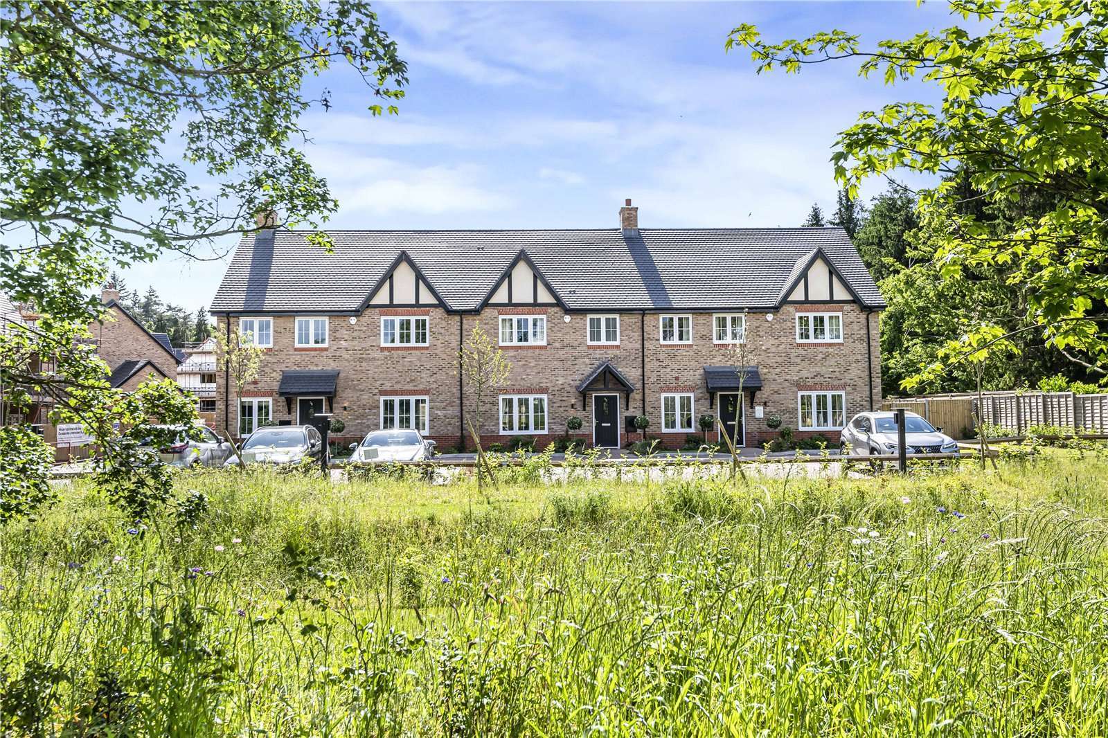 Reading Rd, Henley On Thames for sale Primary Photo- Image 1 of 1